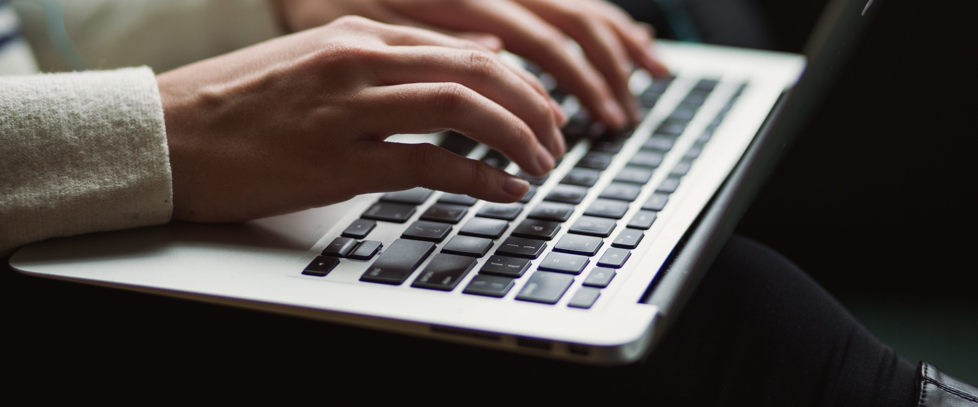 Exploring the User Experience of 10FastFingers.com